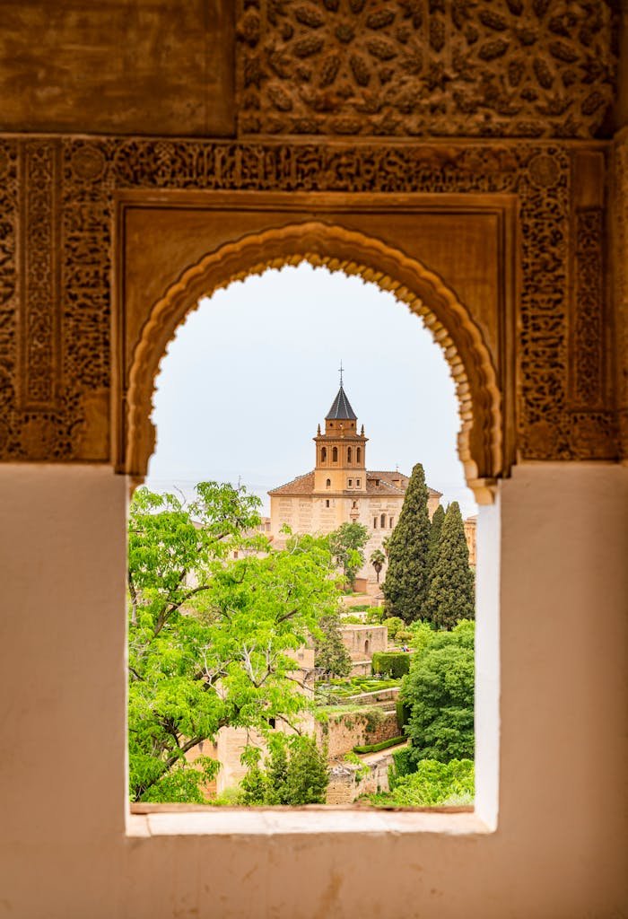 Ruta por Granada para ver la Alhambra en tren